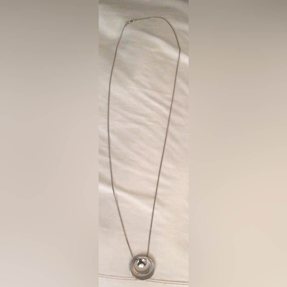 Silver Dangling Circle Necklace